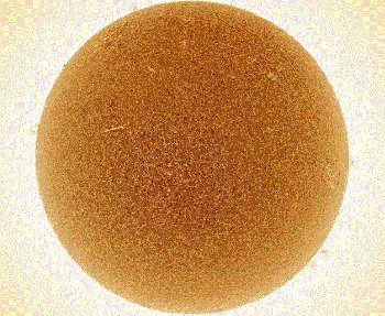 El Sol celebra ha celebrado el equinoccio sin manchas